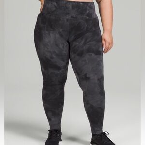 Women’s lululemon Wunder Train High-Rise
Tight 28"